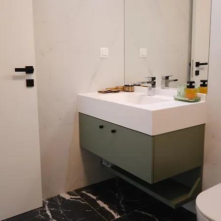 Apartment Miss I Cu Un Dormitor I One Cotroceni Park Bucharest