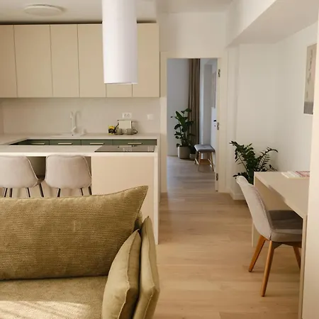 Miss I Cu Un Dormitor I One Cotroceni Park * Bucharest